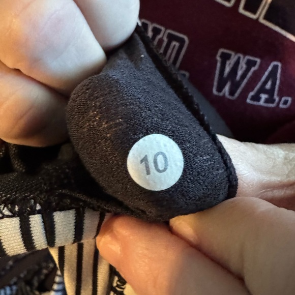 Lululemon Strappy Black and White Sports Bra - Picture 3 of 3